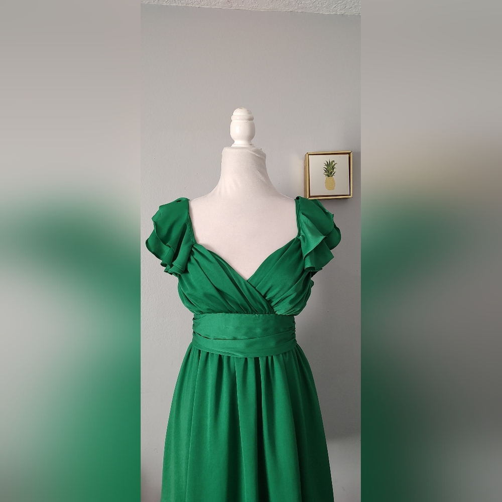 Lulus Daytime Darling Dress Color Green Style Mini Ruffles Size Small Good Cond. - Picture 5 of 10